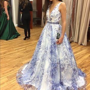 Women’s evening gown or prom dress, or bridesmaids dress. Pageant wear